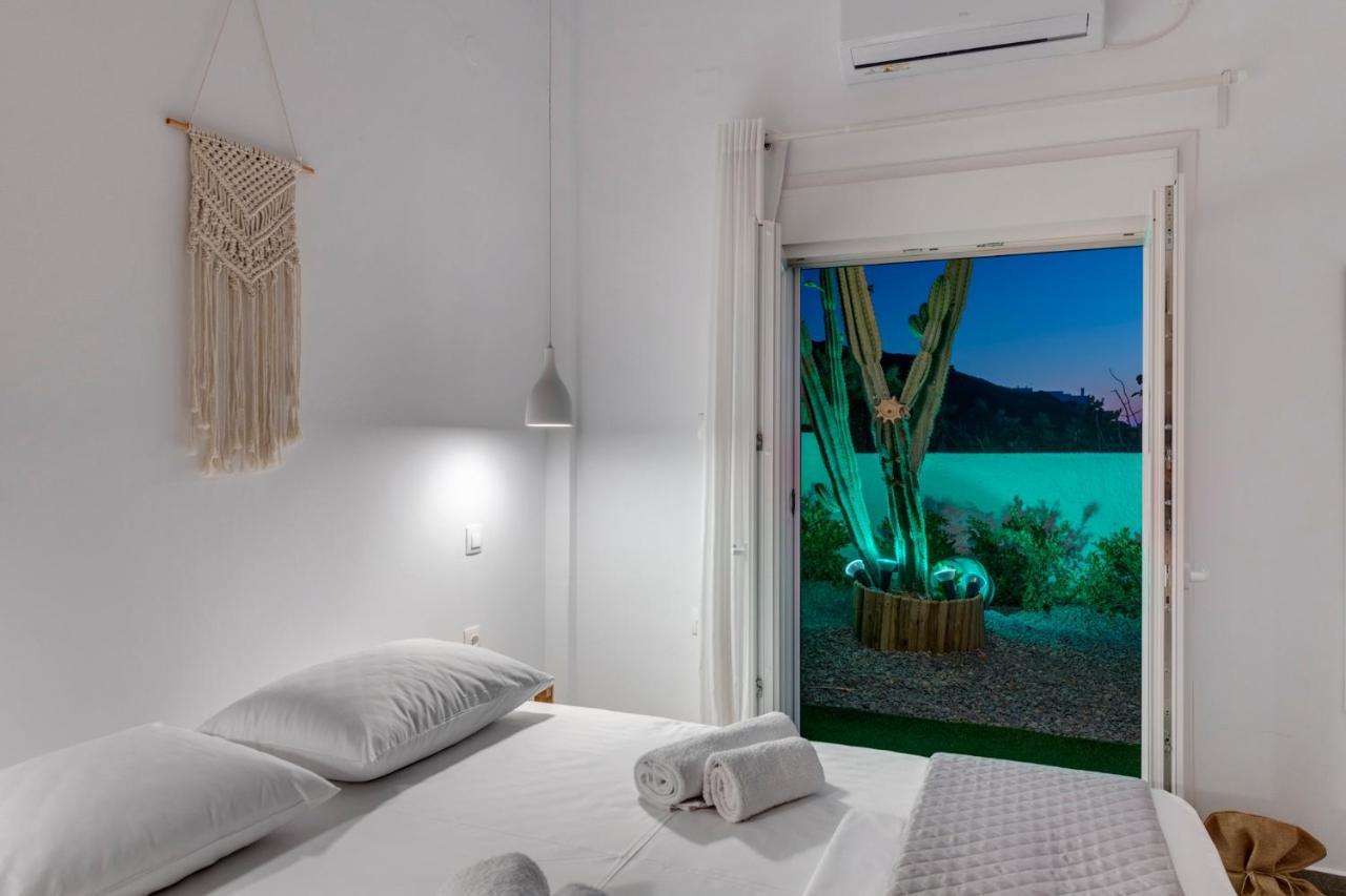 Cactus Guesthouse, συρος