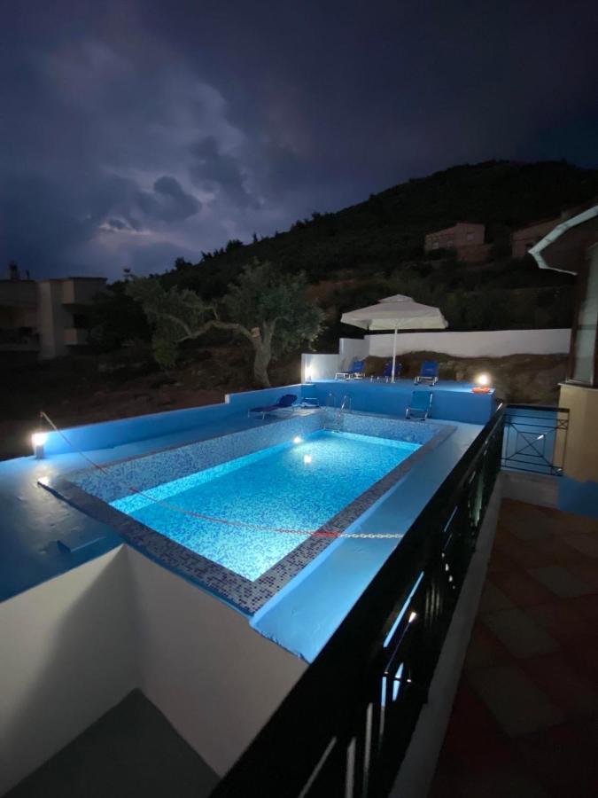 Loridis Villa