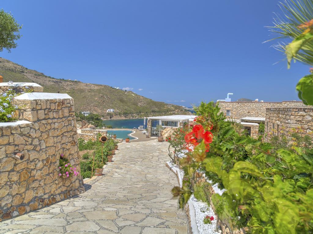 Eirini Luxury Villa