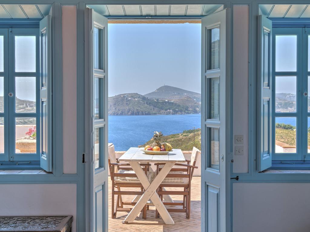 Eirini Luxury