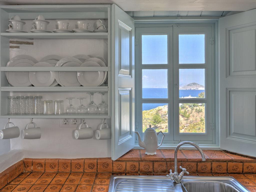 Eirini Luxury * Grikos Bay (Patmos)