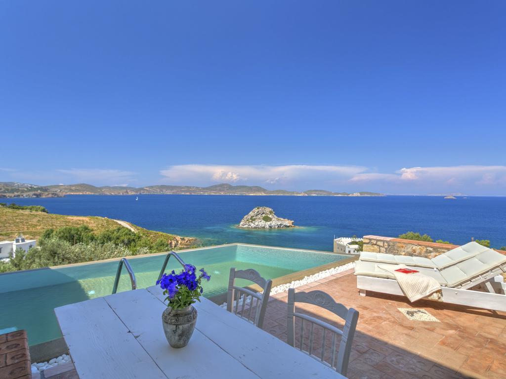 Eirini Luxury *