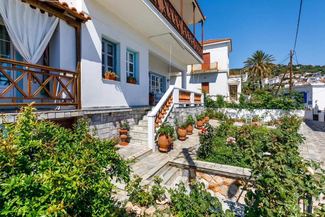 Villa Akrothea Skopelos Town