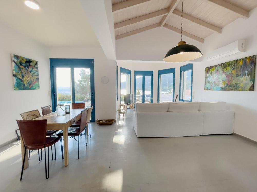 Zidanos Luxurious Sea Front * Marantochori