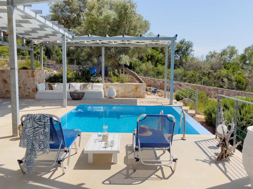 Villa Zidanos Luxurious Sea Front *