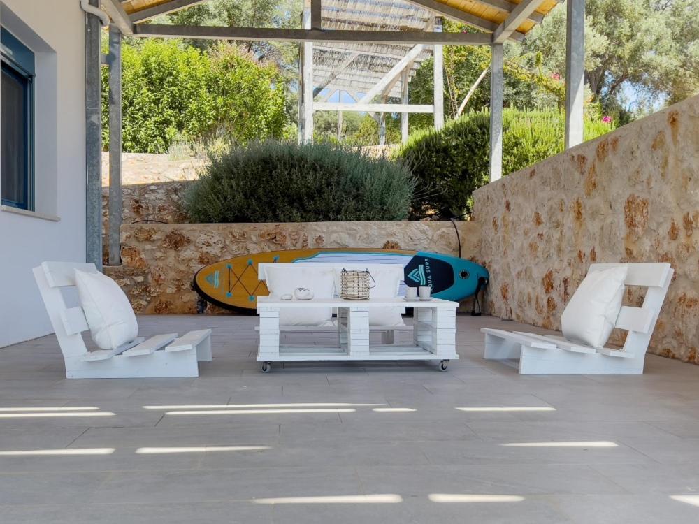 Zidanos Luxurious Sea Front Villa Marantochori