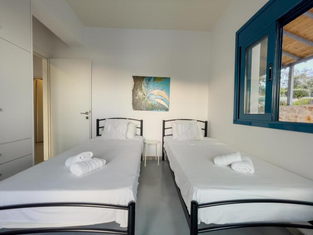 Zidanos Luxurious Sea Front