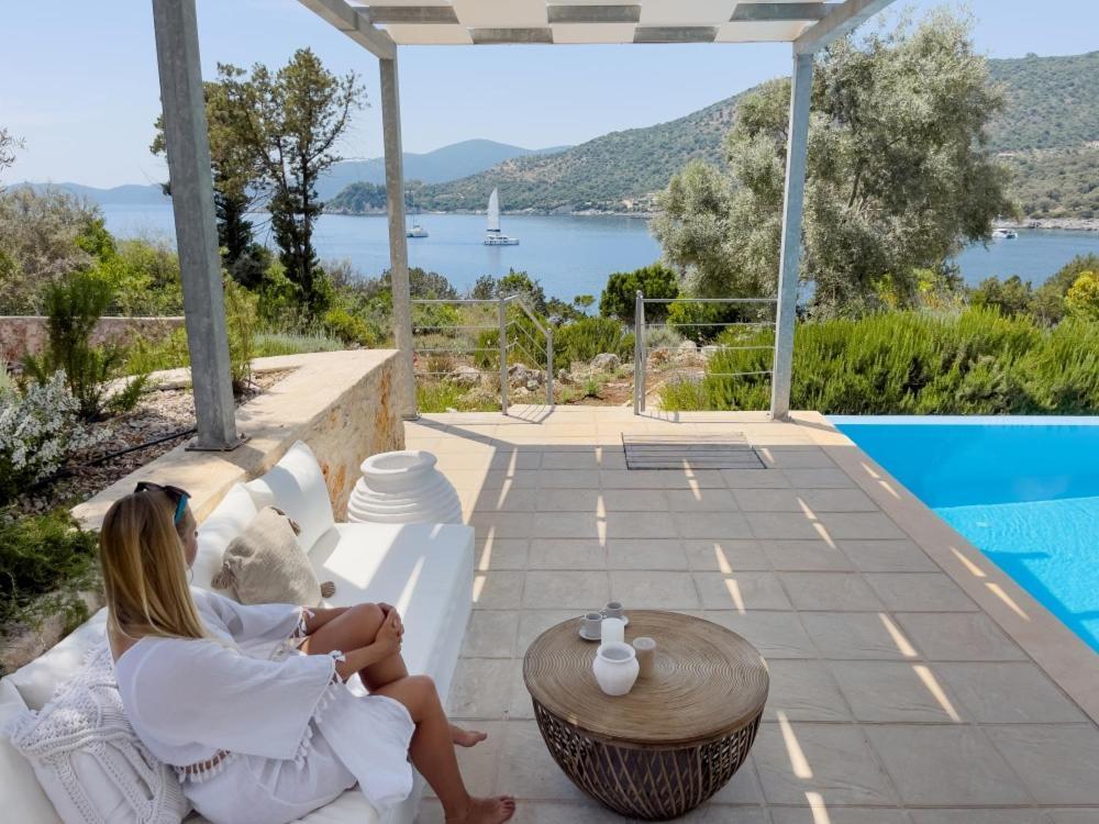 Zidanos Luxurious Sea Front * Marantochori
