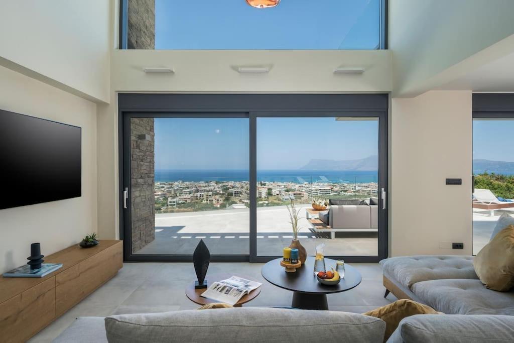 Thea, Stunning View, Pool, Bbq, Brand New. *