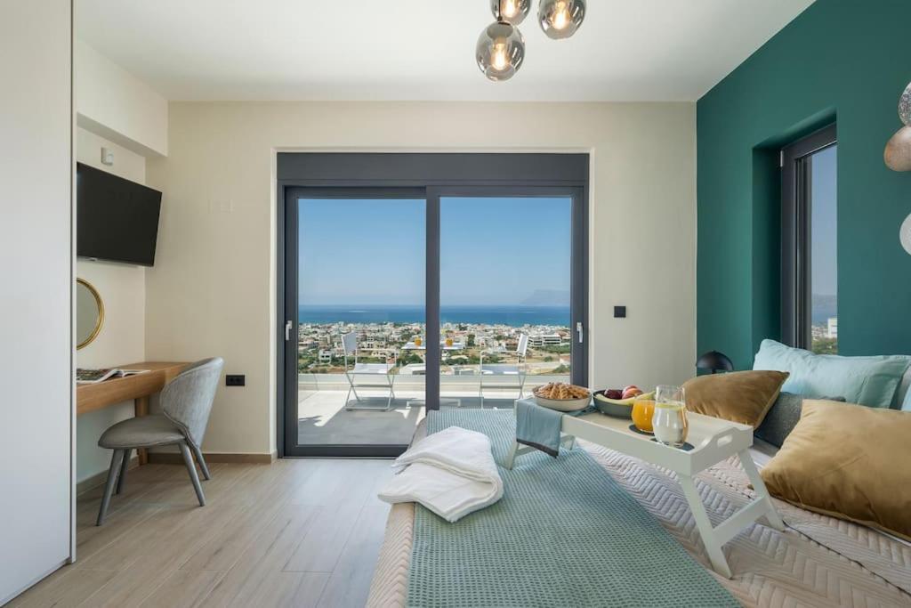 Thea, Stunning View, Pool, Bbq, Brand New.