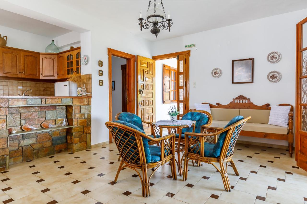 Ourania Apartment *