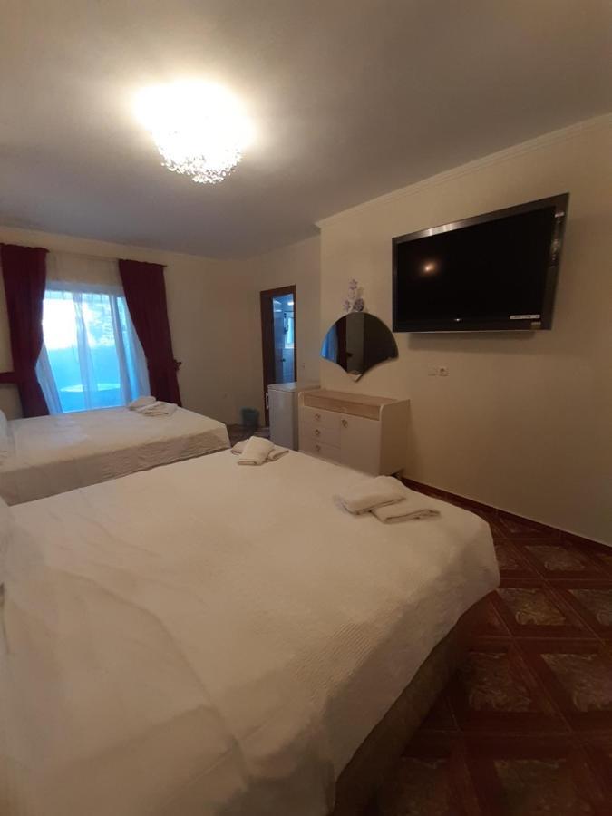 Astoria Hotel 2*