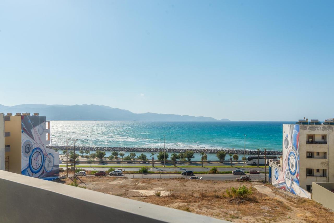 Spacious House With Seaview Apartment *