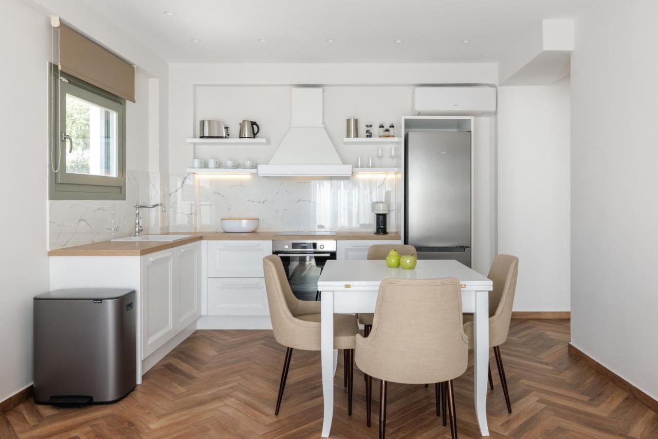 Helia Seasons Apartment *
