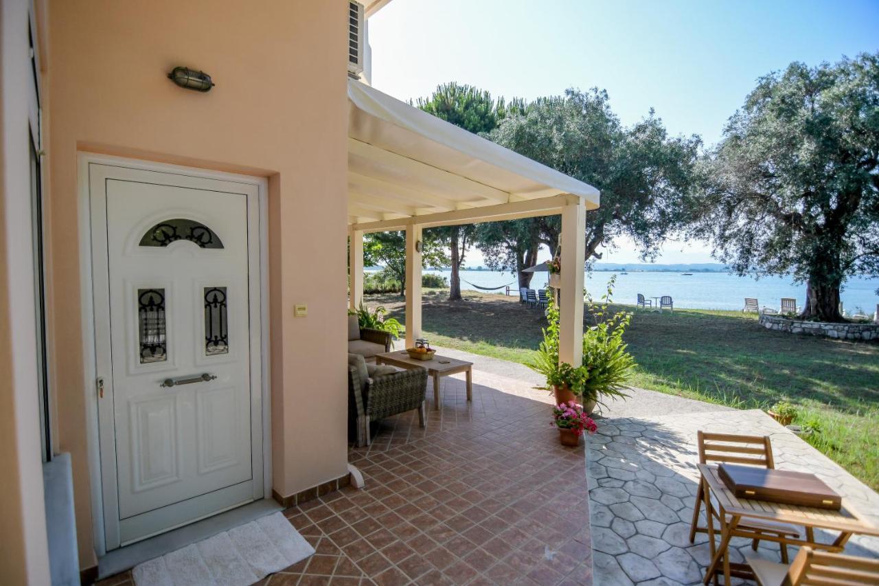 Kiani Akti Villa