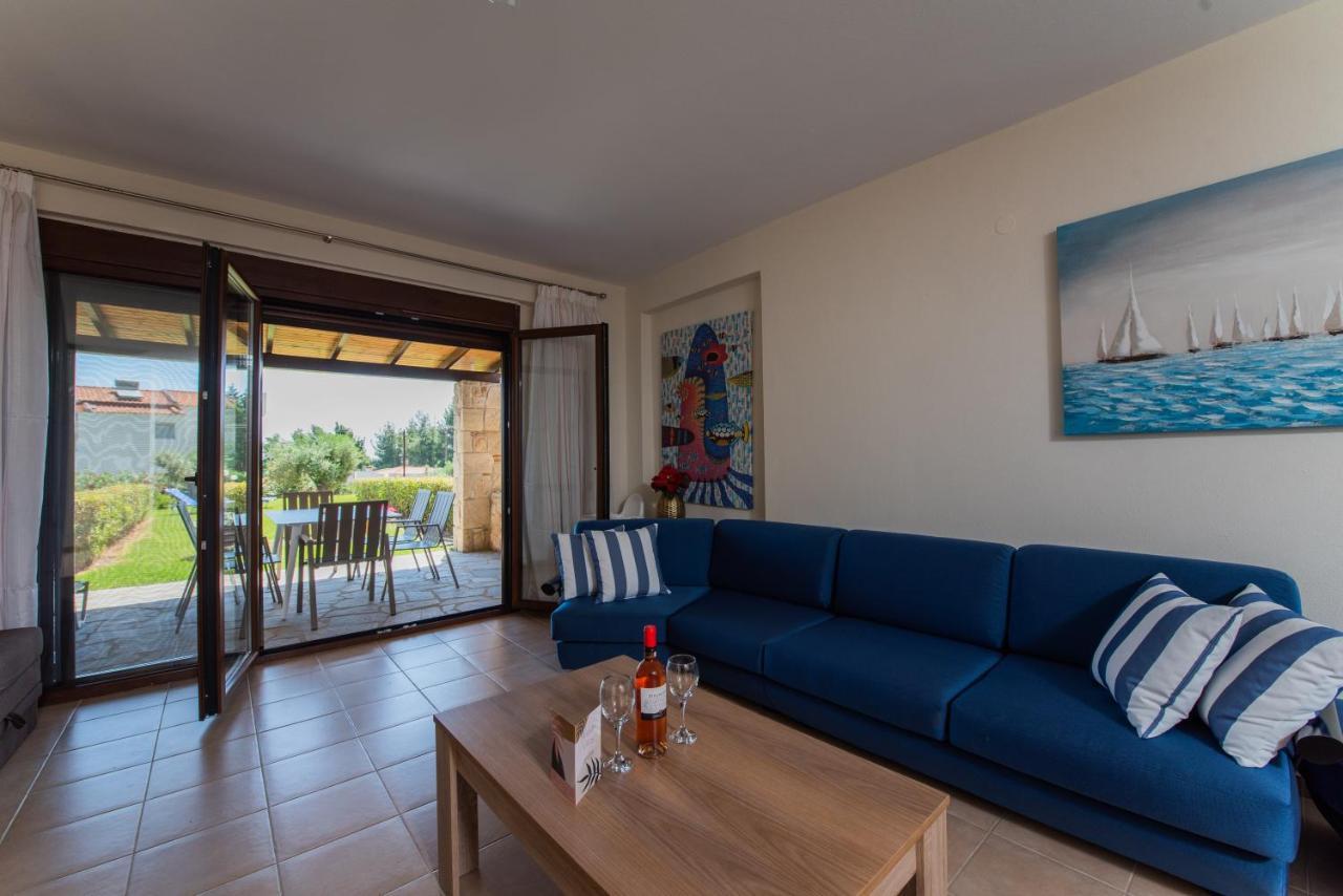 Ariadni -villas- Luxury Country house Kriopigi