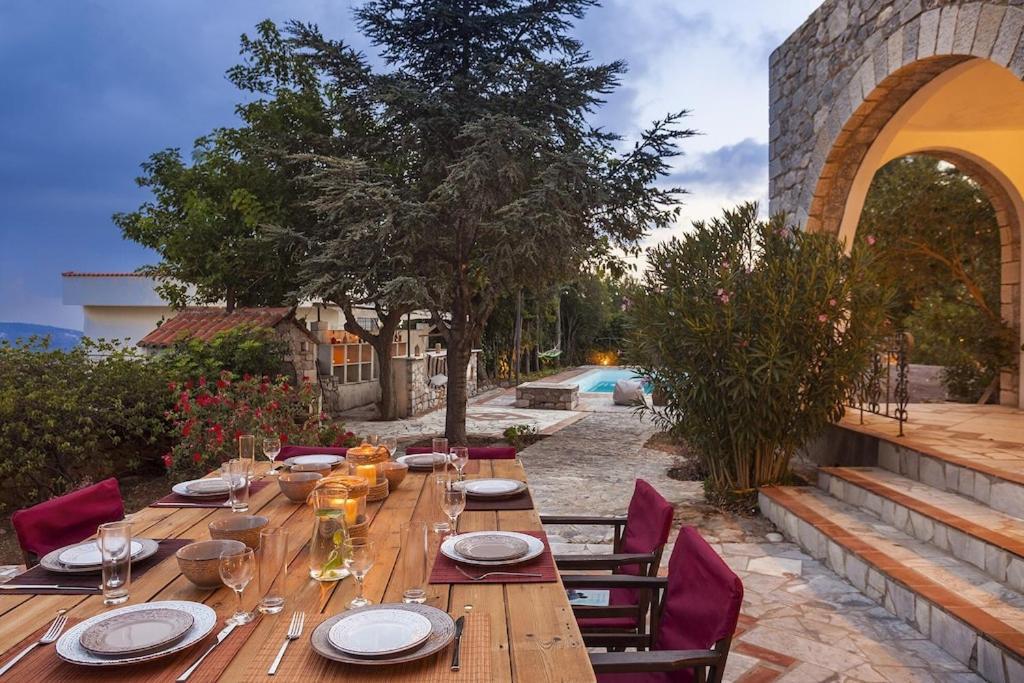 Villa Mani Tower By Olive *
