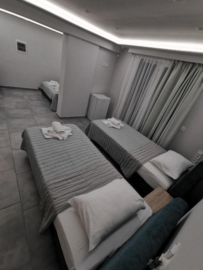 3 Island View Hotel