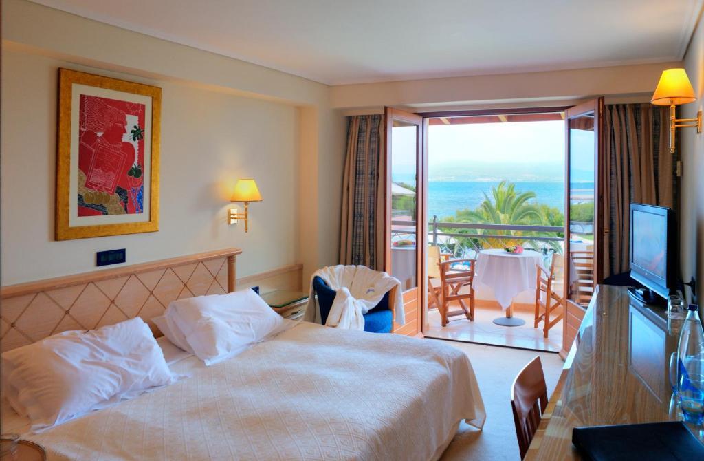Negroponte Resort 5*