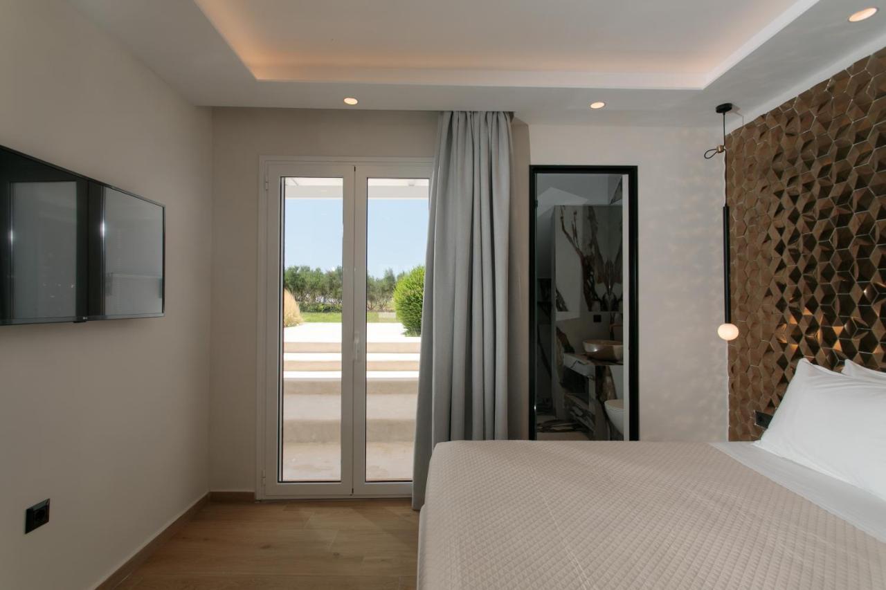 Iphimedeia Luxury Hotel & Suites Apartment
