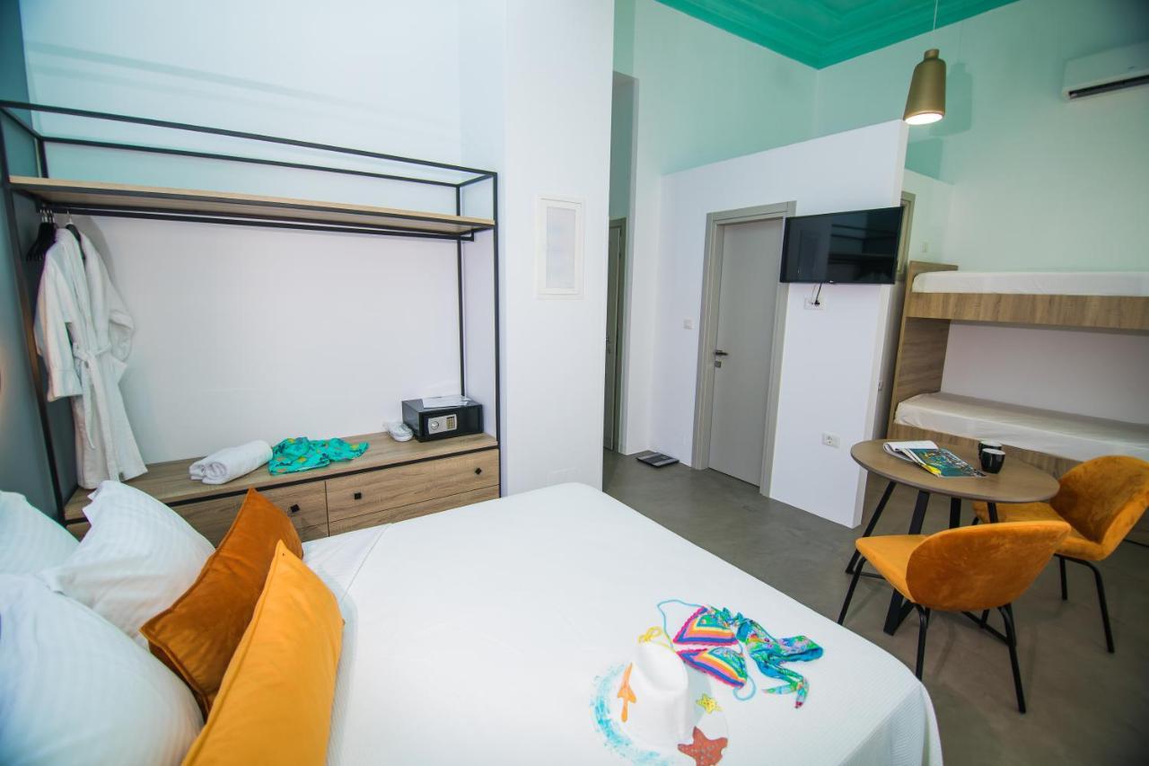 Ialemos Group Apartment *
