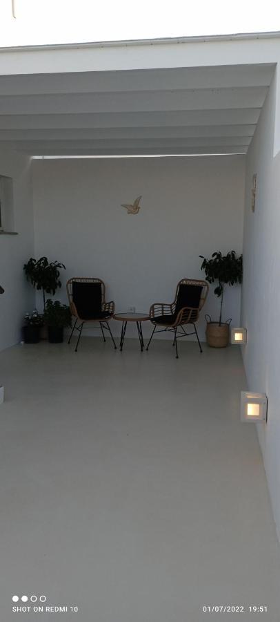 Anemes Aparthotel