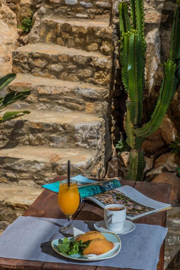 Ialemos Group Apartment