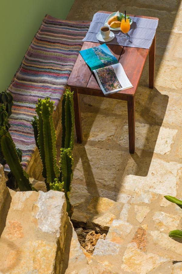Ialemos Group Apartment *