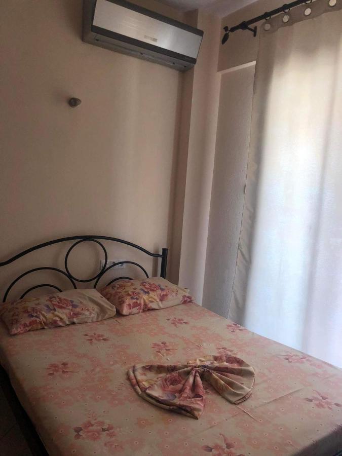 Bella Vista * Nea Vrasna