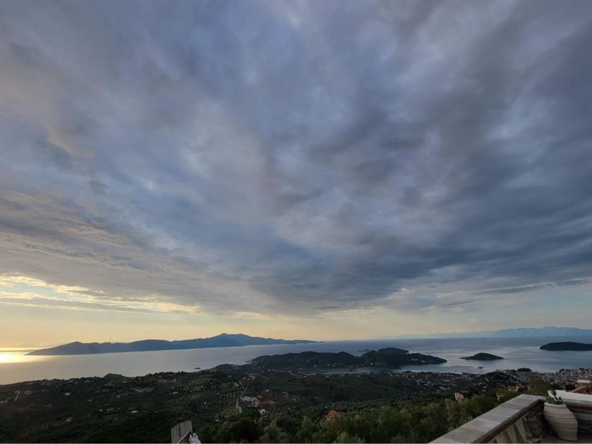 Erifili Villa Moni Evaggelistrias