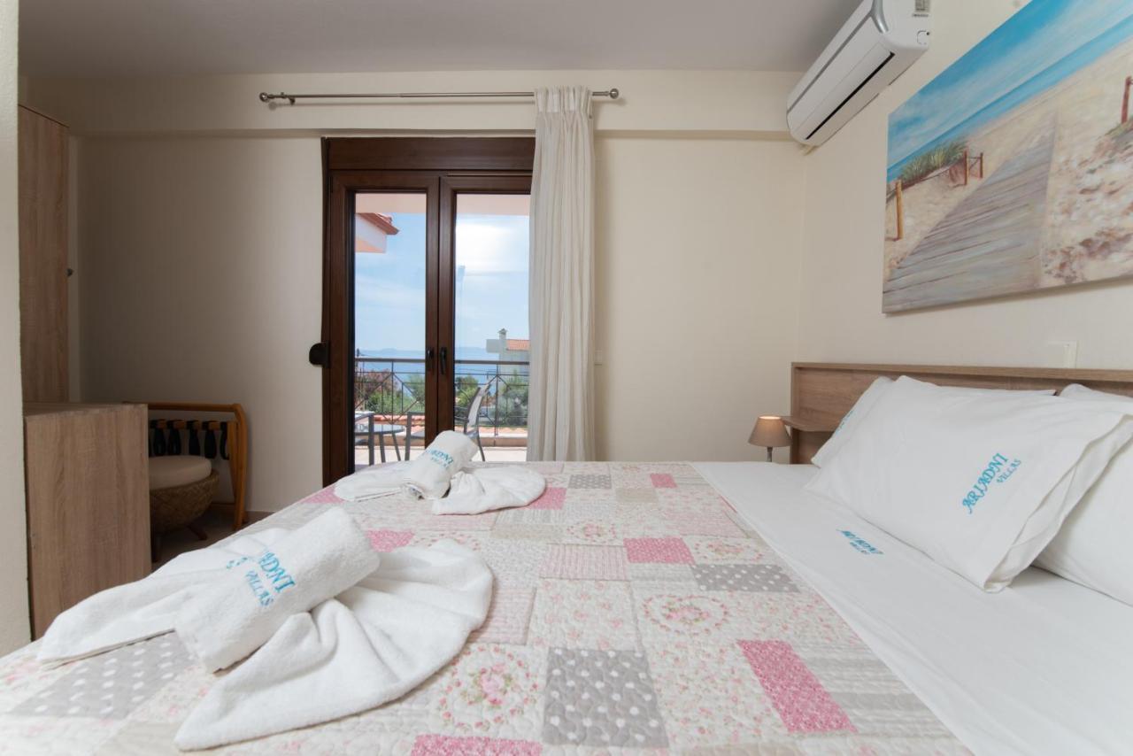 Country house Ariadni -villas- Luxury Kriopigi