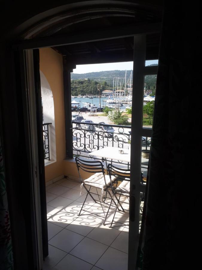 Aparthotel Fofos