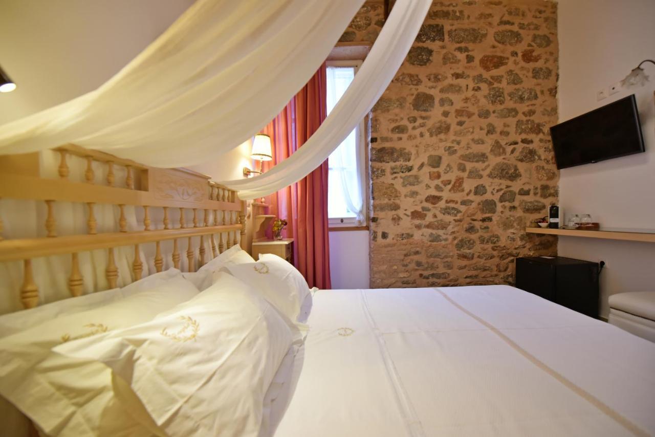 Sophia 3* Hydra (Saronic Islands)