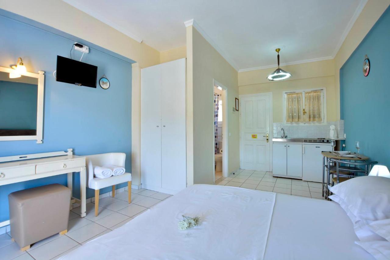 Xristina Apartment *