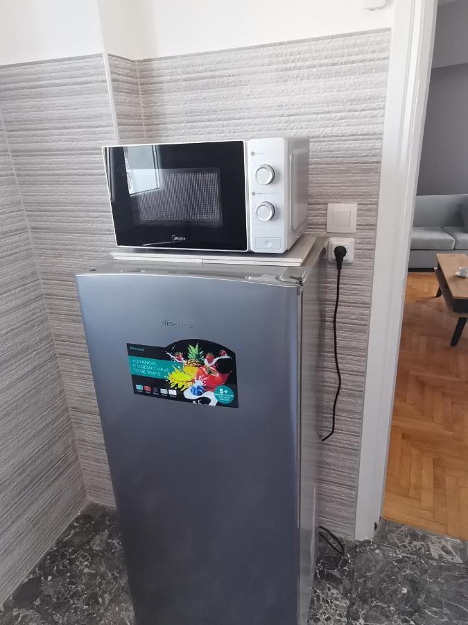 Penthouse Spacious W Super Wifi & Terrace, 2 Min From Metro Apartment