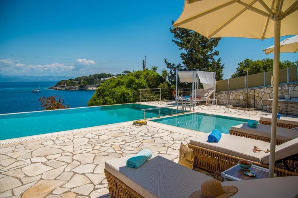 Sea View With Pool
