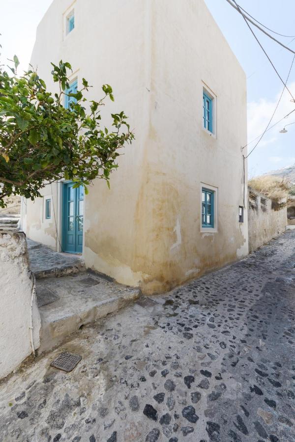 Santorinio Yellow House Holiday home Exo Gonia