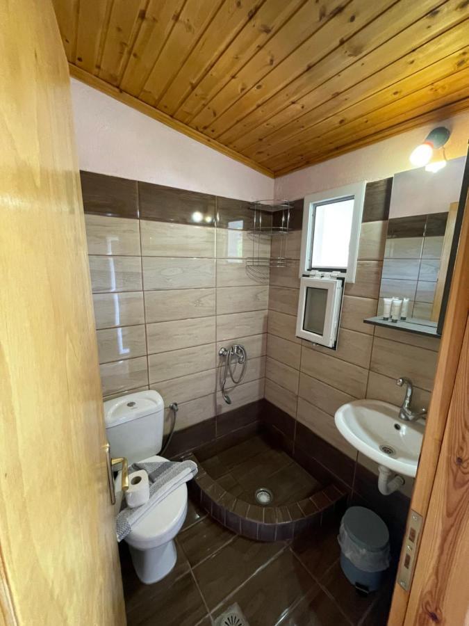 Apartment Meltemi *