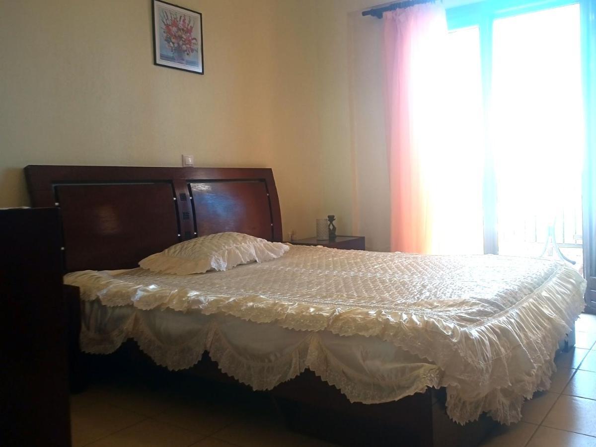 Apartment μεζονετα