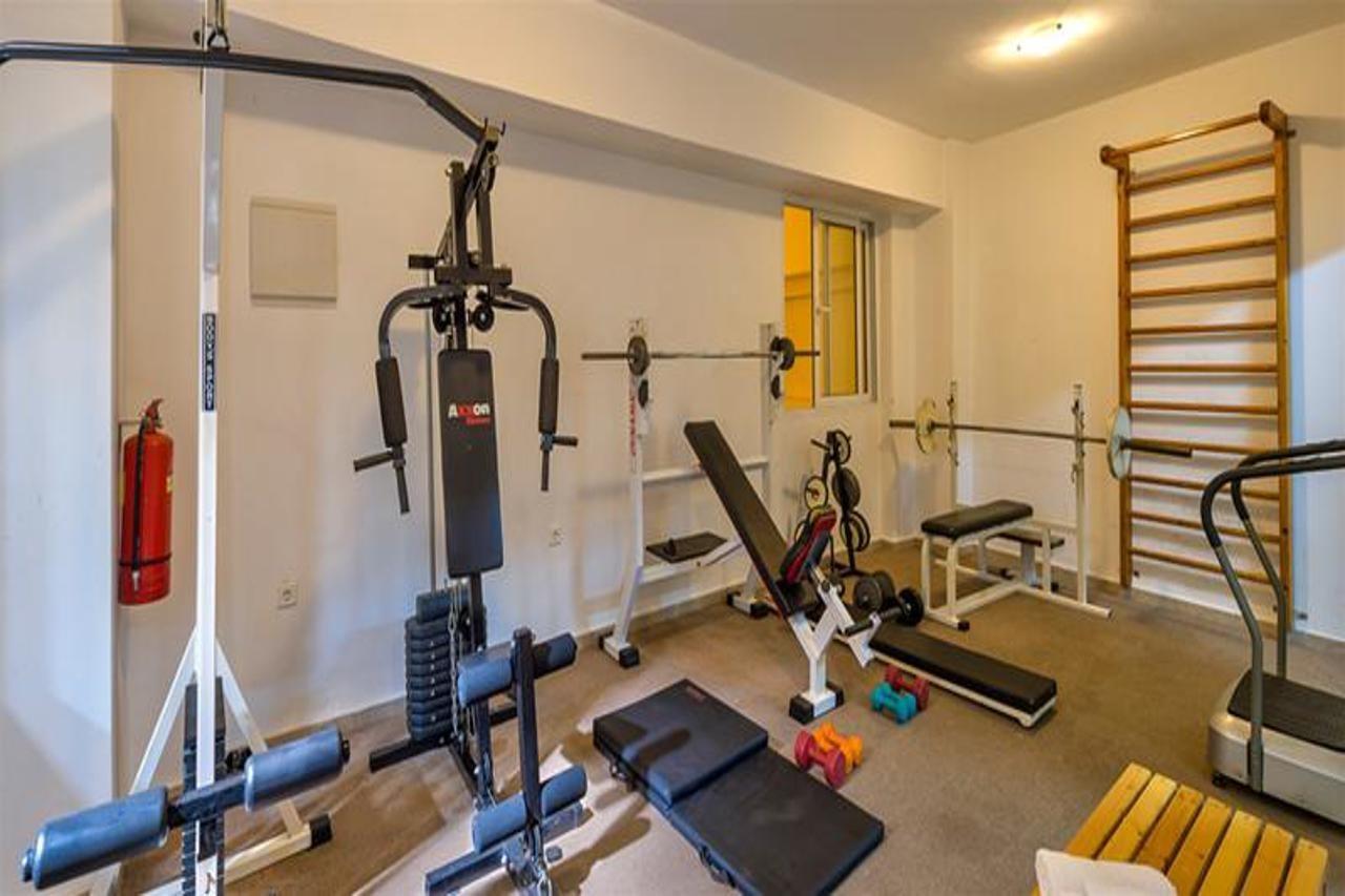 Veronica Aparthotel 3*