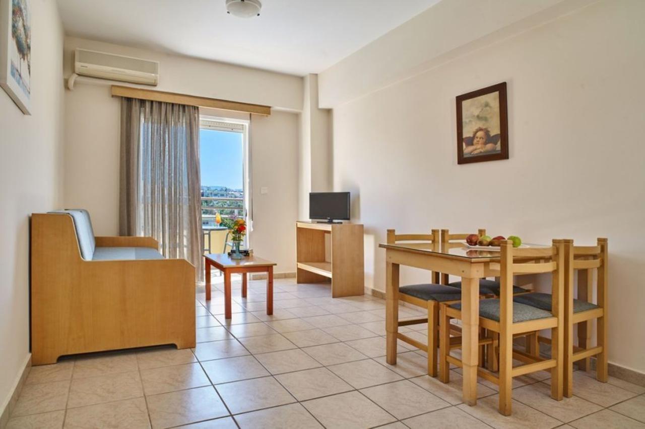 Veronica Aparthotel