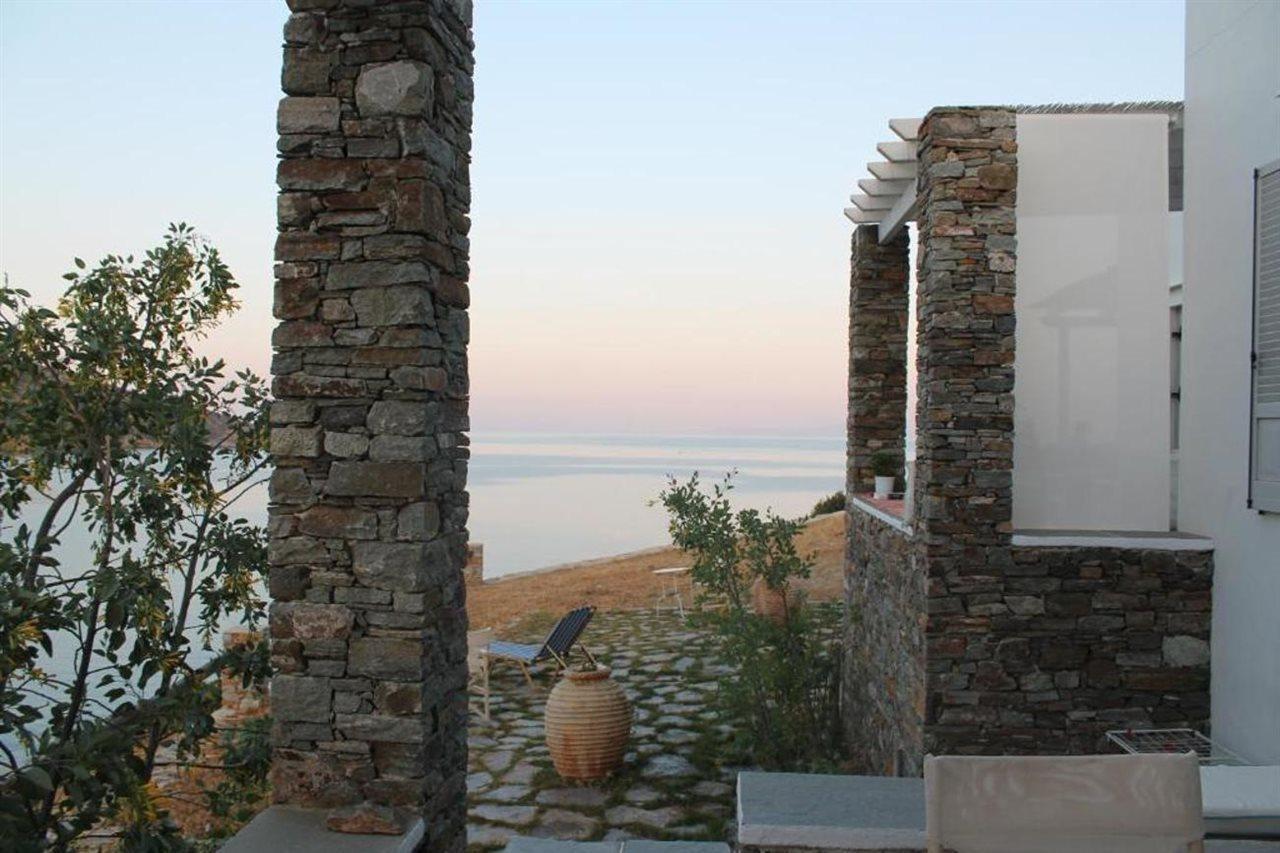 Hotel Akrotiraki 2*