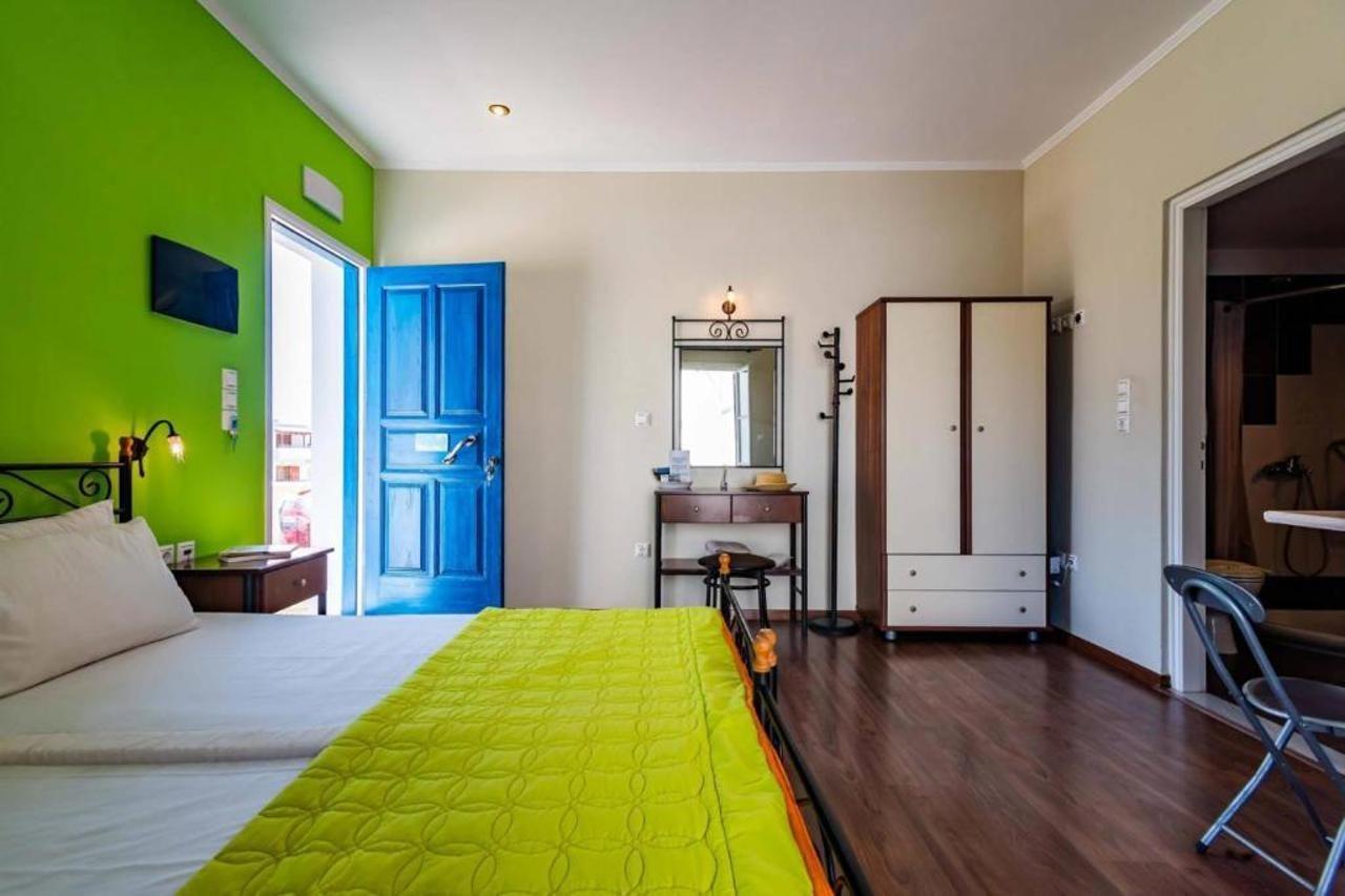 Finikas Apartment