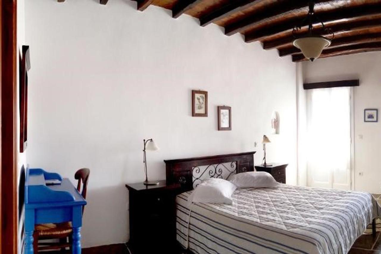 Fassolou Aparthotel 2*