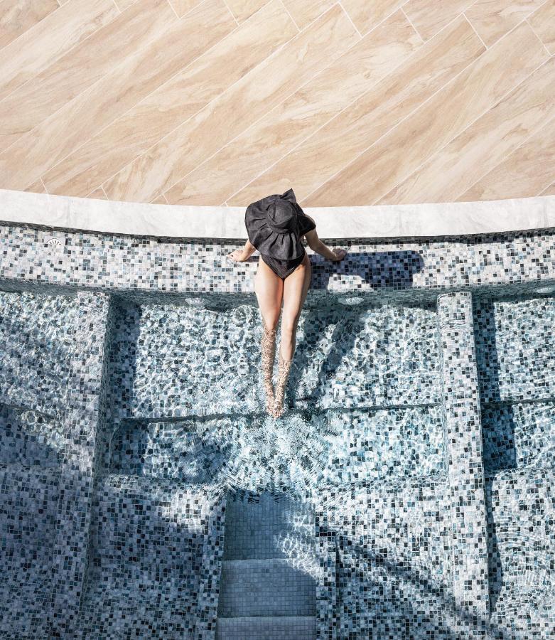 Nautilux By Mage Rethymno (Crete)