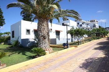 Marina Apartment Anissaras
