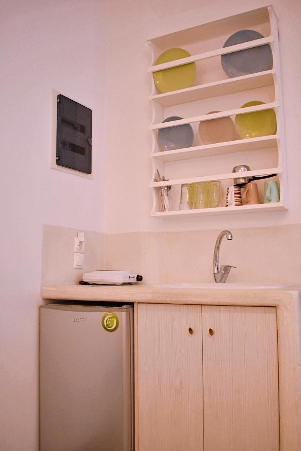 Tzamaros Studios Apartment Merichas