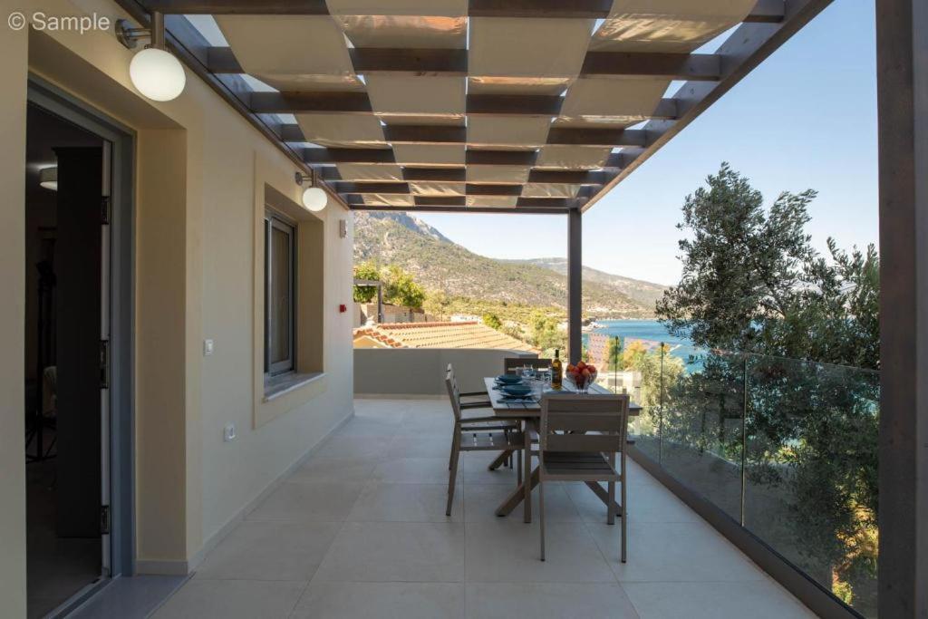 Apartment Studios Limnionas *