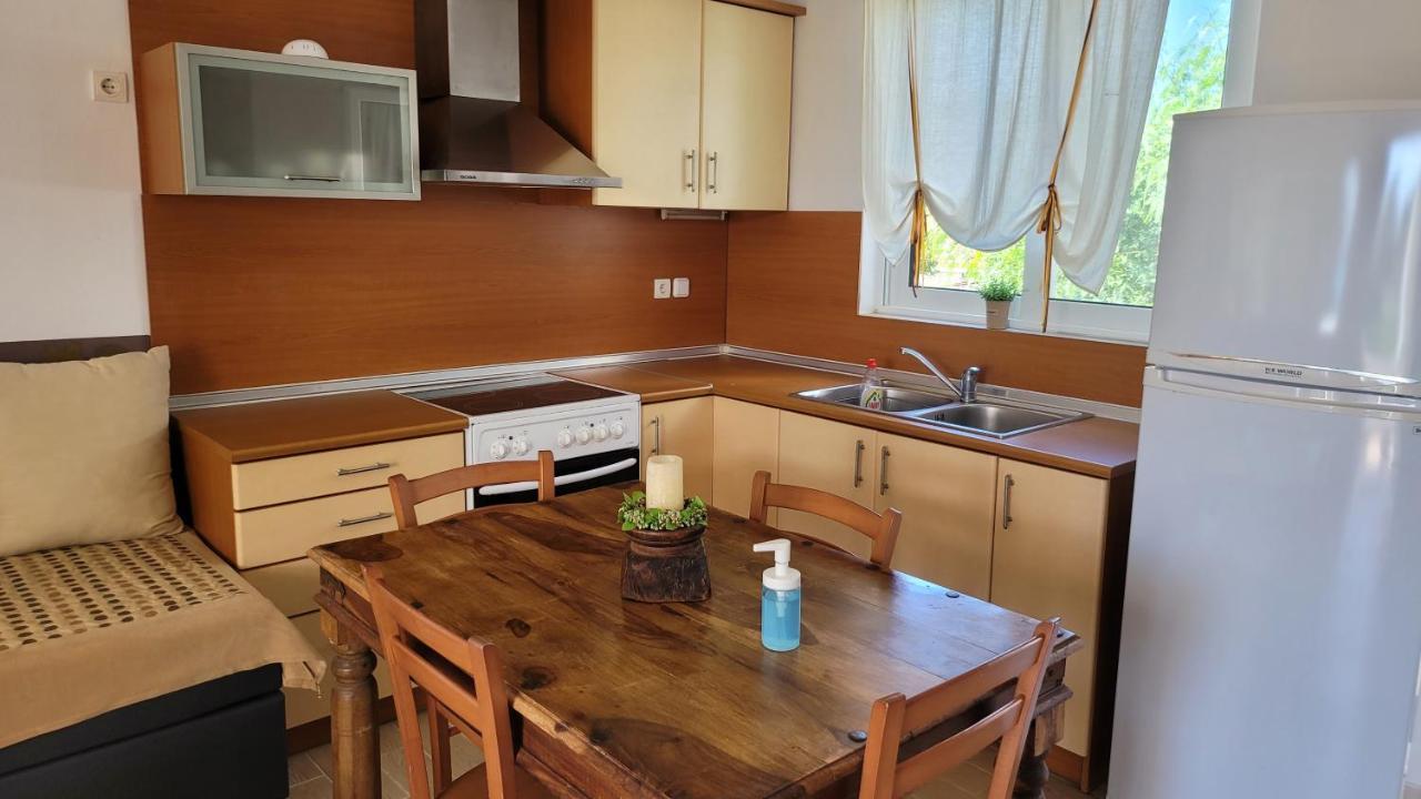 Apartment Athanasia's At Rafaella *