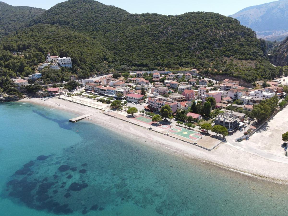 Valsamis Aparthotel Poros (Kefalonia)